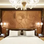 The Peninsula Hotel