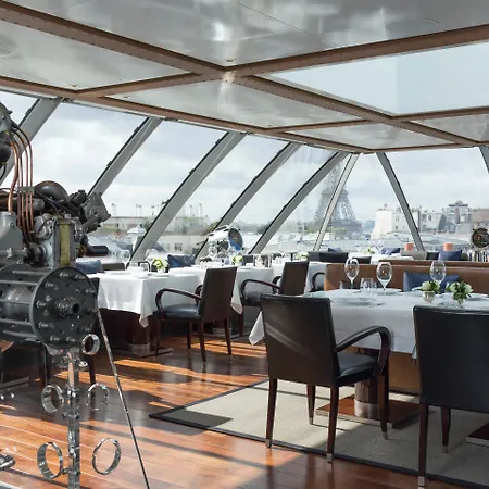 The Peninsula 5* Parijs