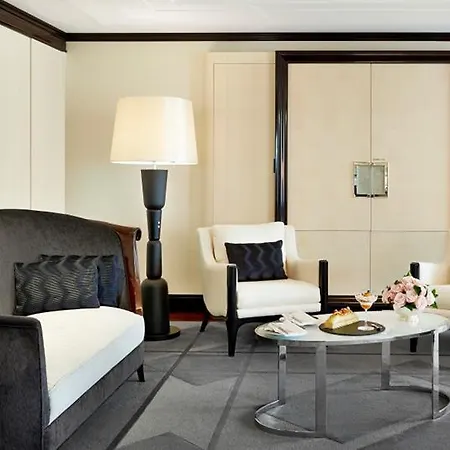 The Peninsula 5*
