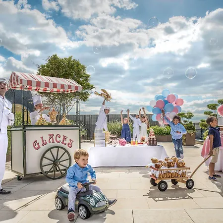 The Peninsula Szálloda 5*