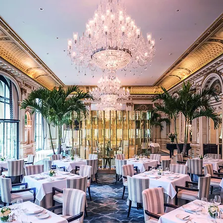 The Peninsula 5* Párizs