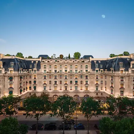 The Peninsula Hotel 5*