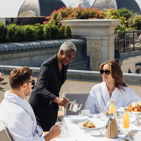 The Peninsula Paris