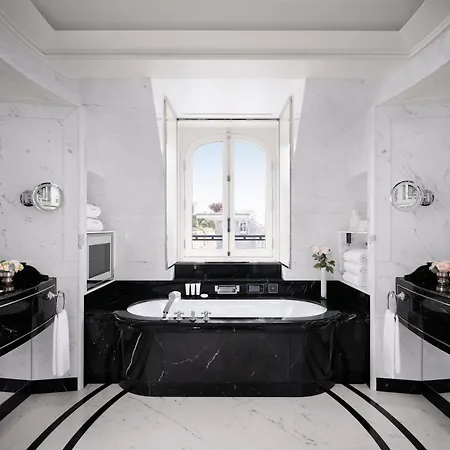 The Peninsula 5*