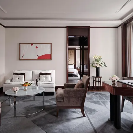 The Peninsula 5* Paris