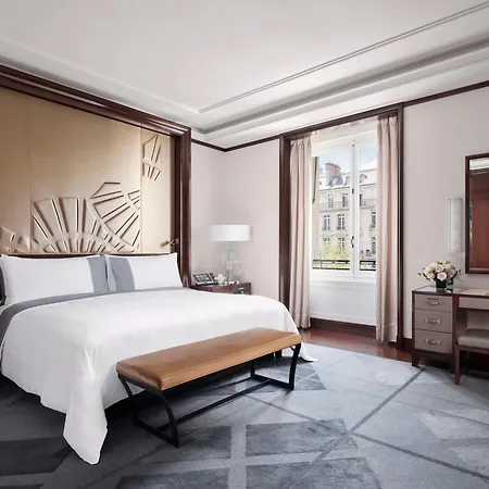 Hotell The Peninsula 5*