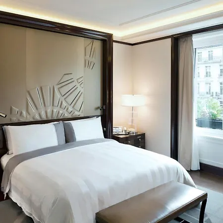 The Peninsula Hotel 5*
