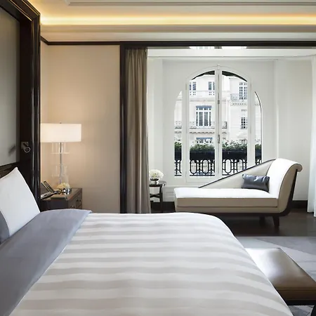 The Peninsula 5* Париж