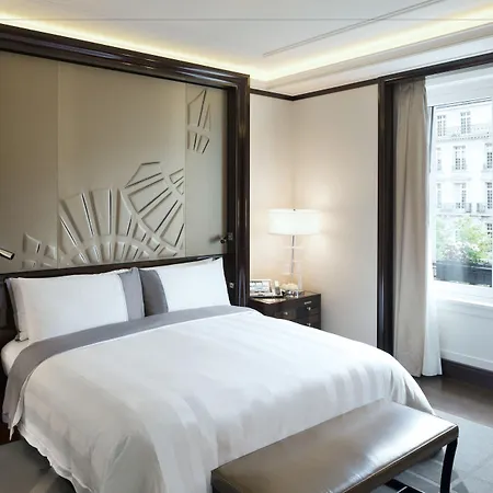 Отель The Peninsula