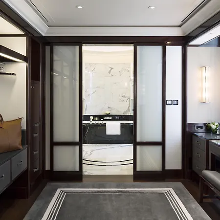 The Peninsula 5* Париж