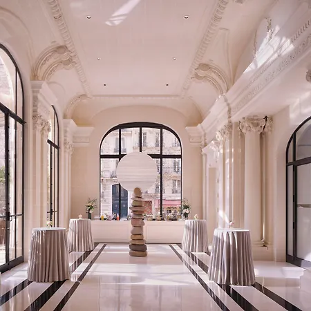 The Peninsula Hotel Paris