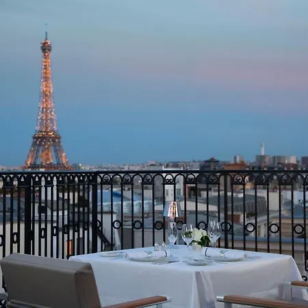 The Peninsula Hotel 5*