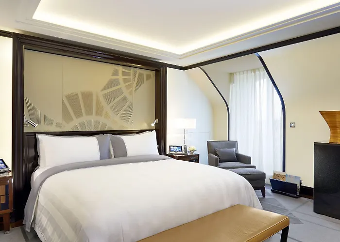מלון The Peninsula 5*