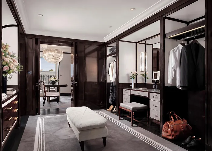 The Peninsula Hotel