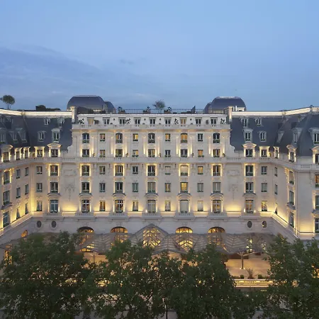 Otel The Peninsula 5*