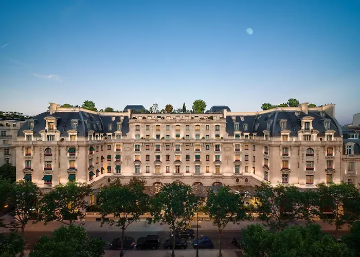 The Peninsula Hotel 5*