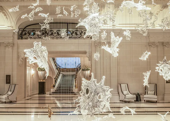 The Peninsula 호텔